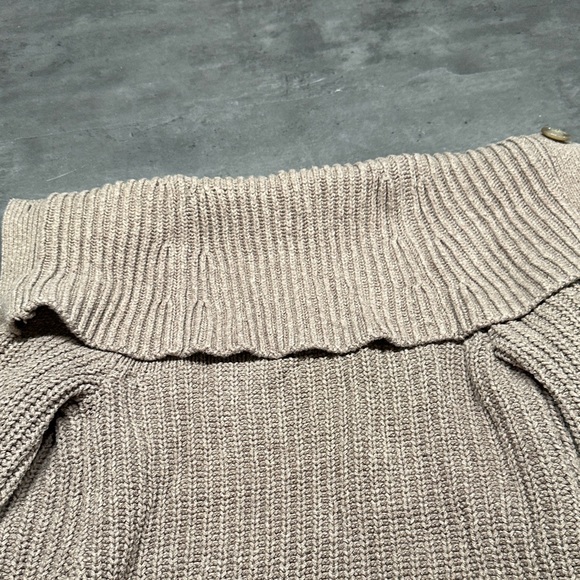 GAP Women's Taupe Knit Cardigan - Picture 4 of 5